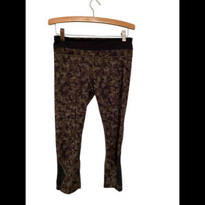 LULULEMON INSPIRE CROP II SIZE 6 MYSTIC JUNGLE FATIGUE GREEN FULL-ON LUXTREME